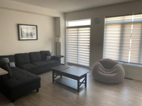 Brand new lavish home nearby Innisfil's Friday Harbour & Beach Park
